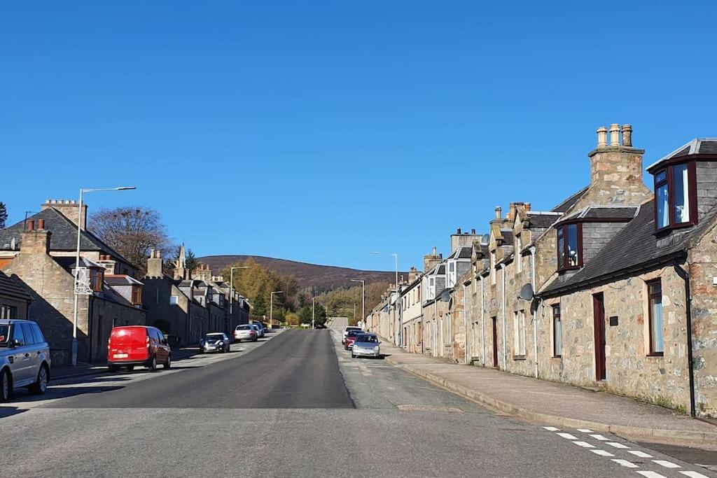 York Street Retreat, Modern Cosy 2 Bed With Garden Villa Dufftown Exterior photo